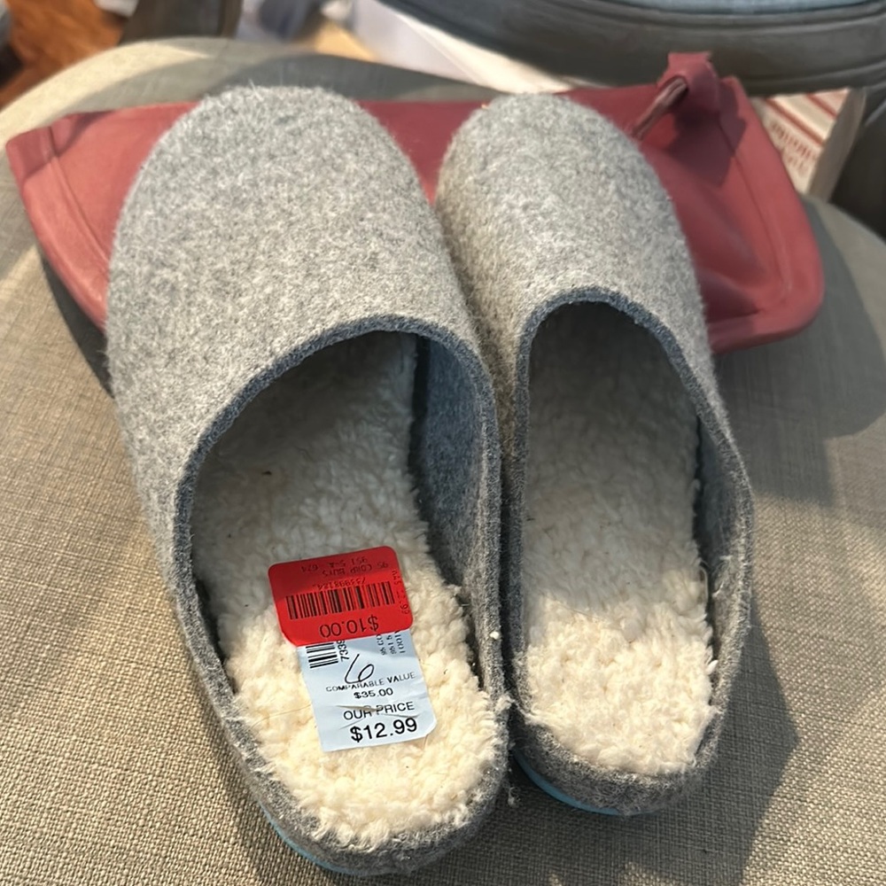 Cozy Gray Slippers with Cream Lining